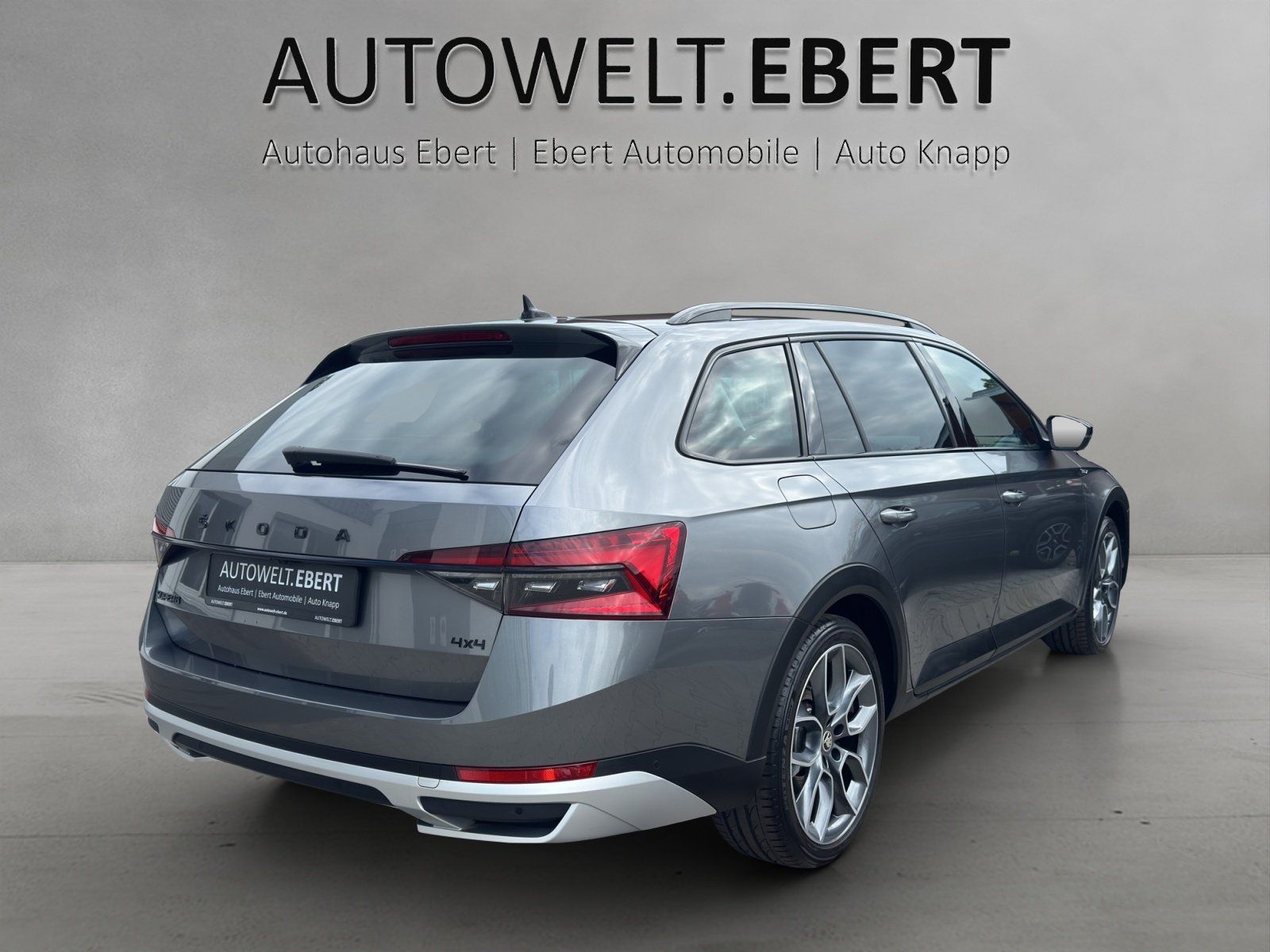 Skoda Superb Combi 2.0 TSI Scout Final 4x4/AHK/PANO/