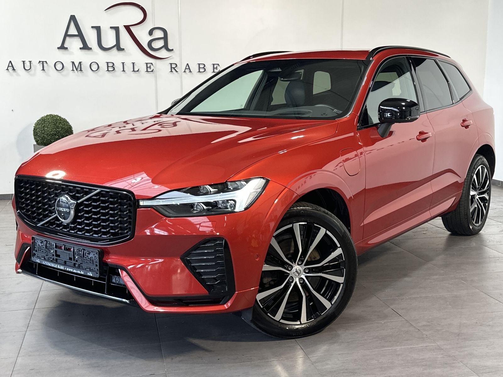 Volvo XC60 T8 AWD Ultimate Dark NAV+LED+360°+PANO+HUD