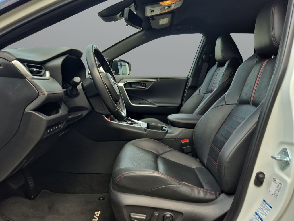 Toyota RAV4 Plug-In - Samsaru's Car Outlet