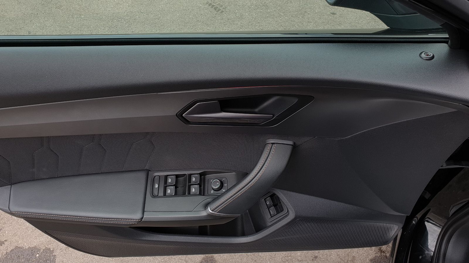 Cupra Formentor 1.4 e-HYBRID VZ DSG Pano/SSL/ACC/AHK