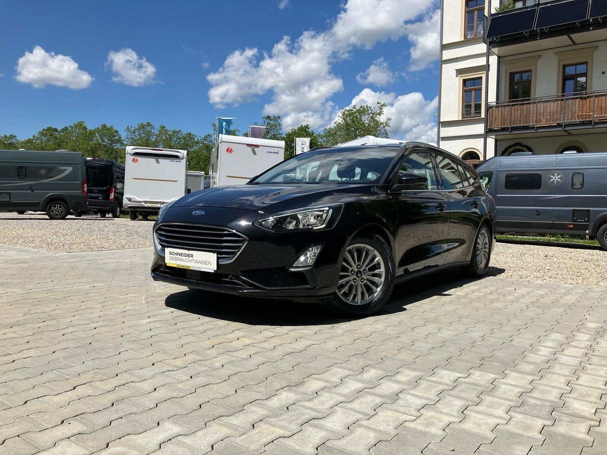 Ford Focus Turnier Titanium X 1.5 EcoBl. Aut. - Samsaru's Car Outlet