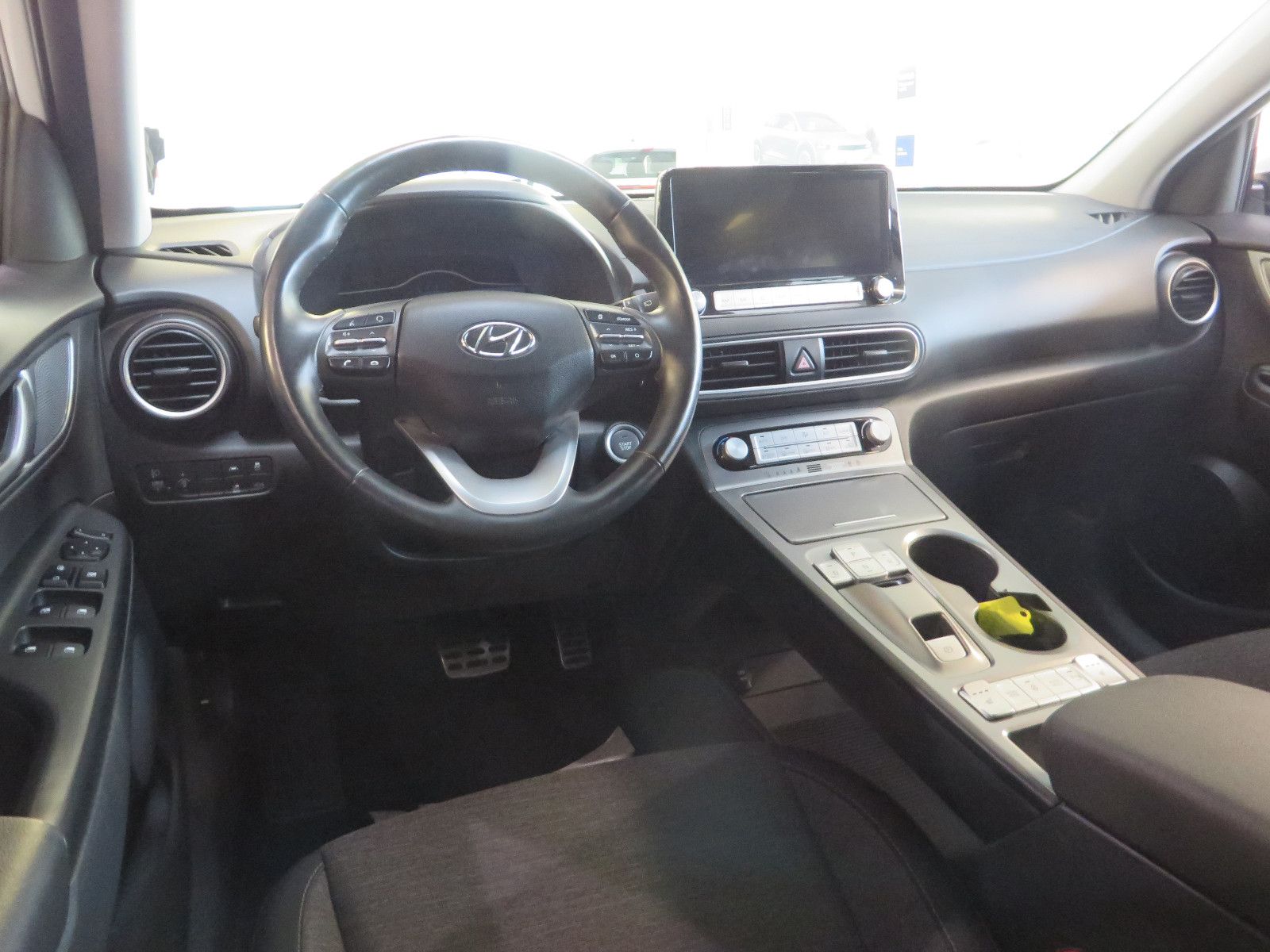 Hyundai Kona EV Advantage - Samsaru's Car Outlet