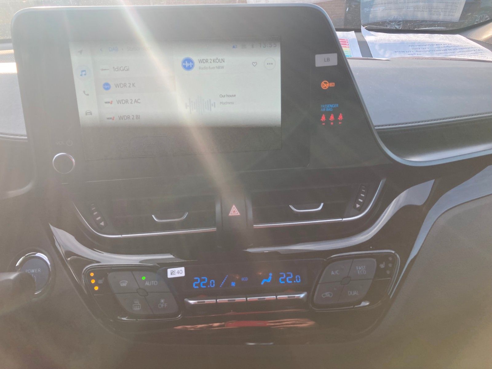 Toyota C-HR 2.0-l-VVTi Hybrid - Samsaru's Car Outlet
