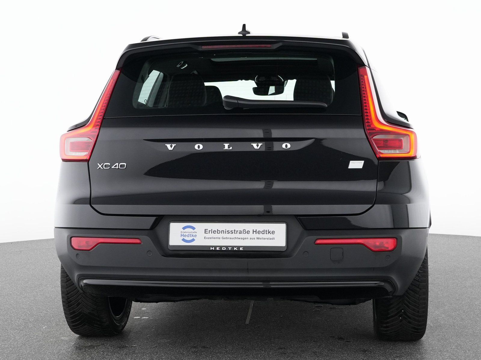 Volvo XC40 Recharge Ultimate - Samsaru's Car Outlet
