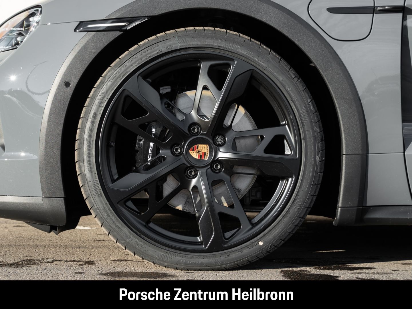 Porsche Taycan 4S Cross Turismo LED-Matrix InnoDrive
