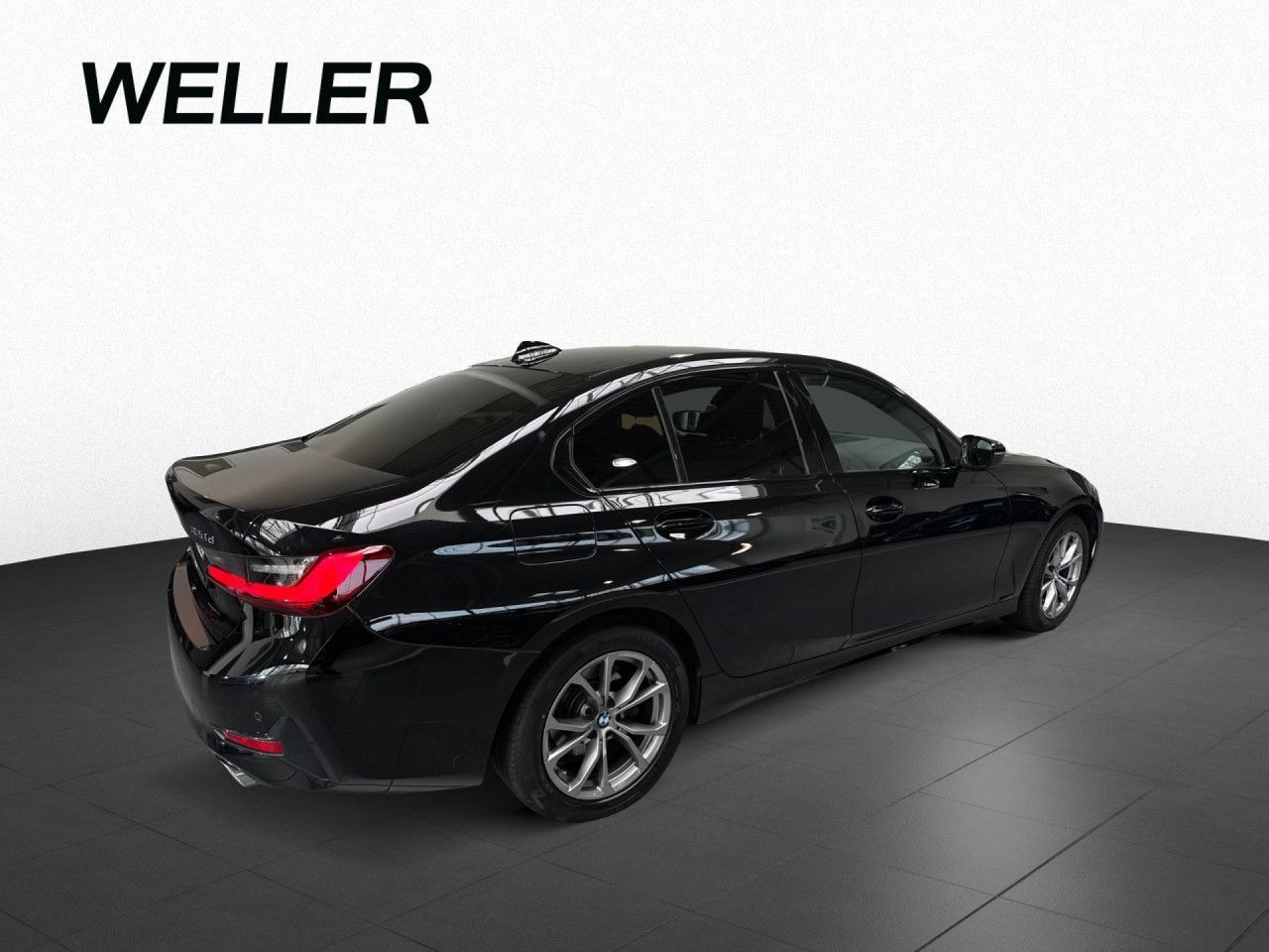 BMW 320dA xDrive Sport Line - Samsaru's Car Outlet