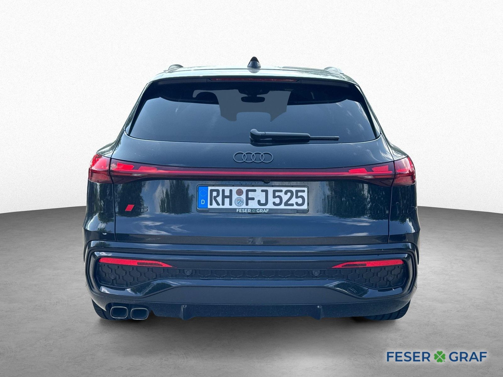 Audi Q5 40 TDI quattro S line - Samsaru's Car Outlet