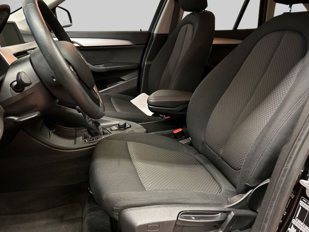 BMW X1 xDrive25e Advantage - Samsaru's Car Outlet