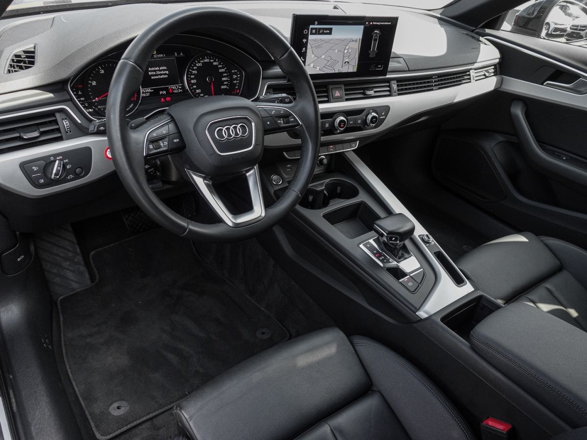 Audi A4 Avant 30 TDI s tronic Advanced - Samsaru's Car Outlet