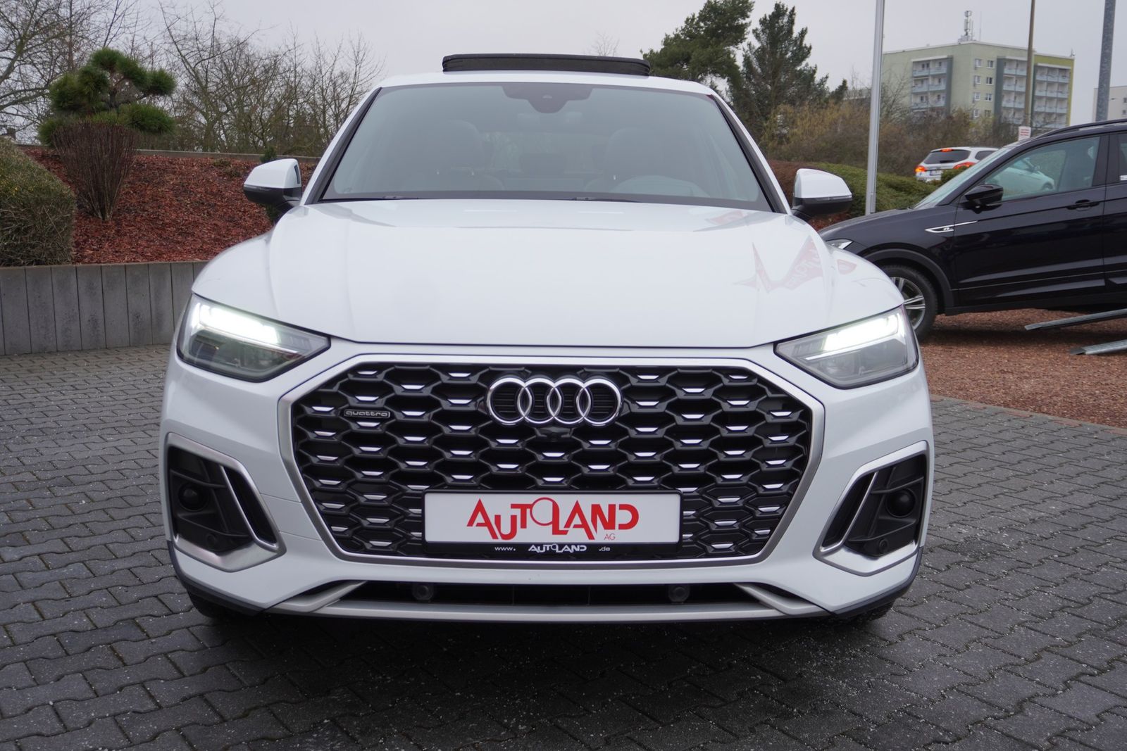 Audi Q5 Sportback S-Line 45 TFSI quattro s-tronic - Samsaru's Car Outlet