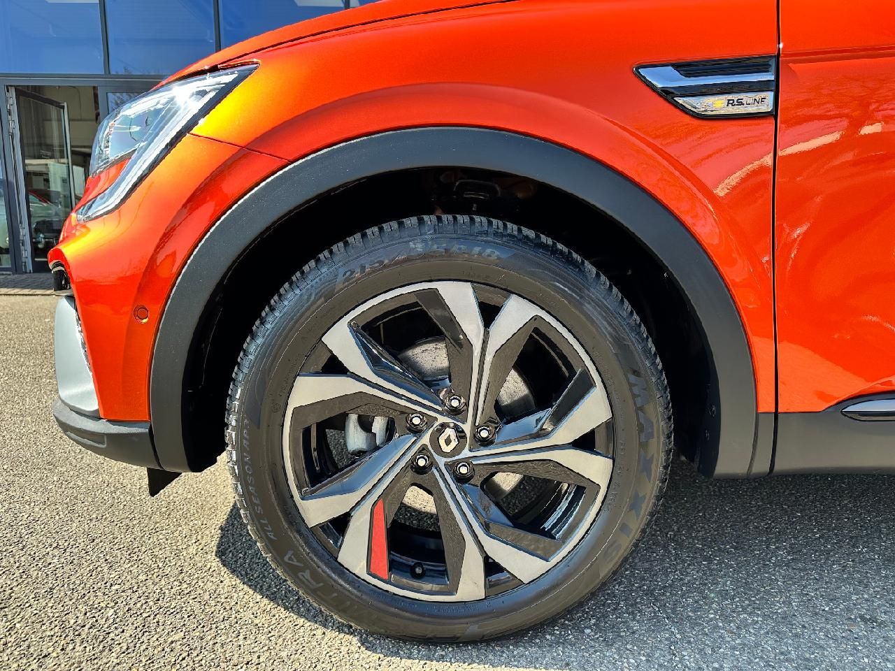 Renault Arkana RS Line E-Tech 145 - Samsaru's Car Outlet