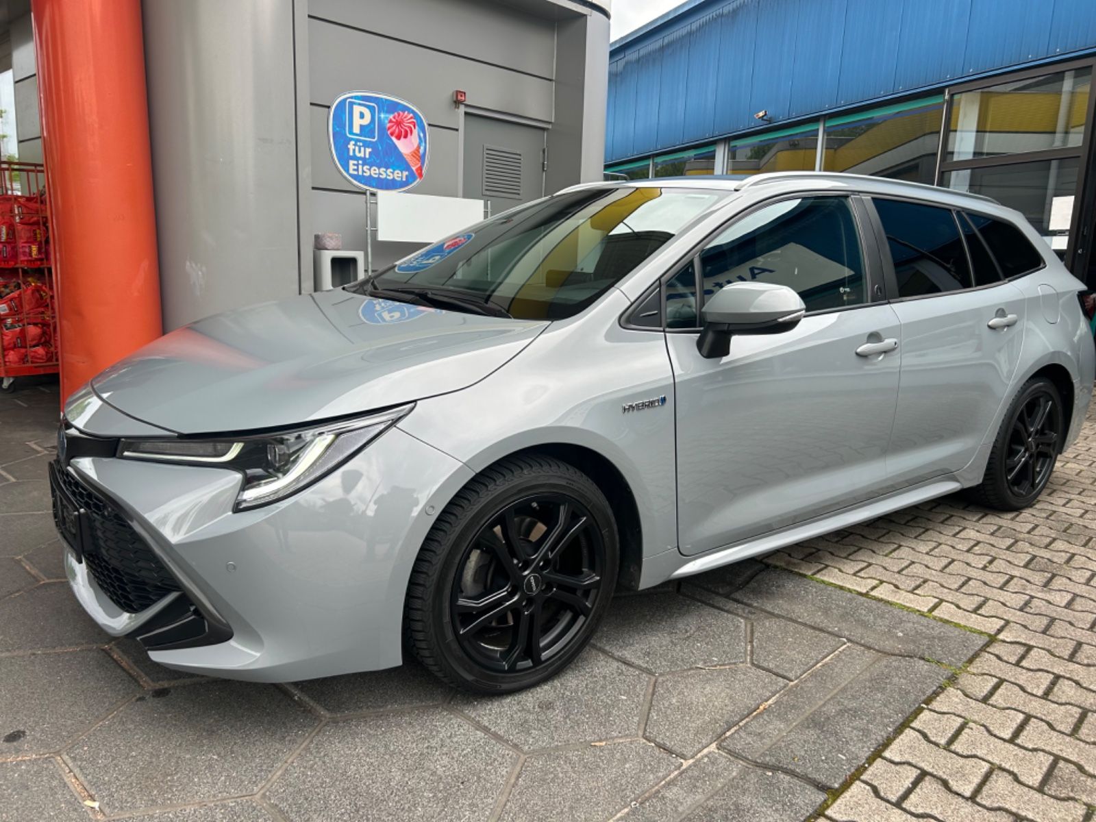 Toyota Corolla Touring Sports Hybrid Team D - Samsaru's Car Outlet