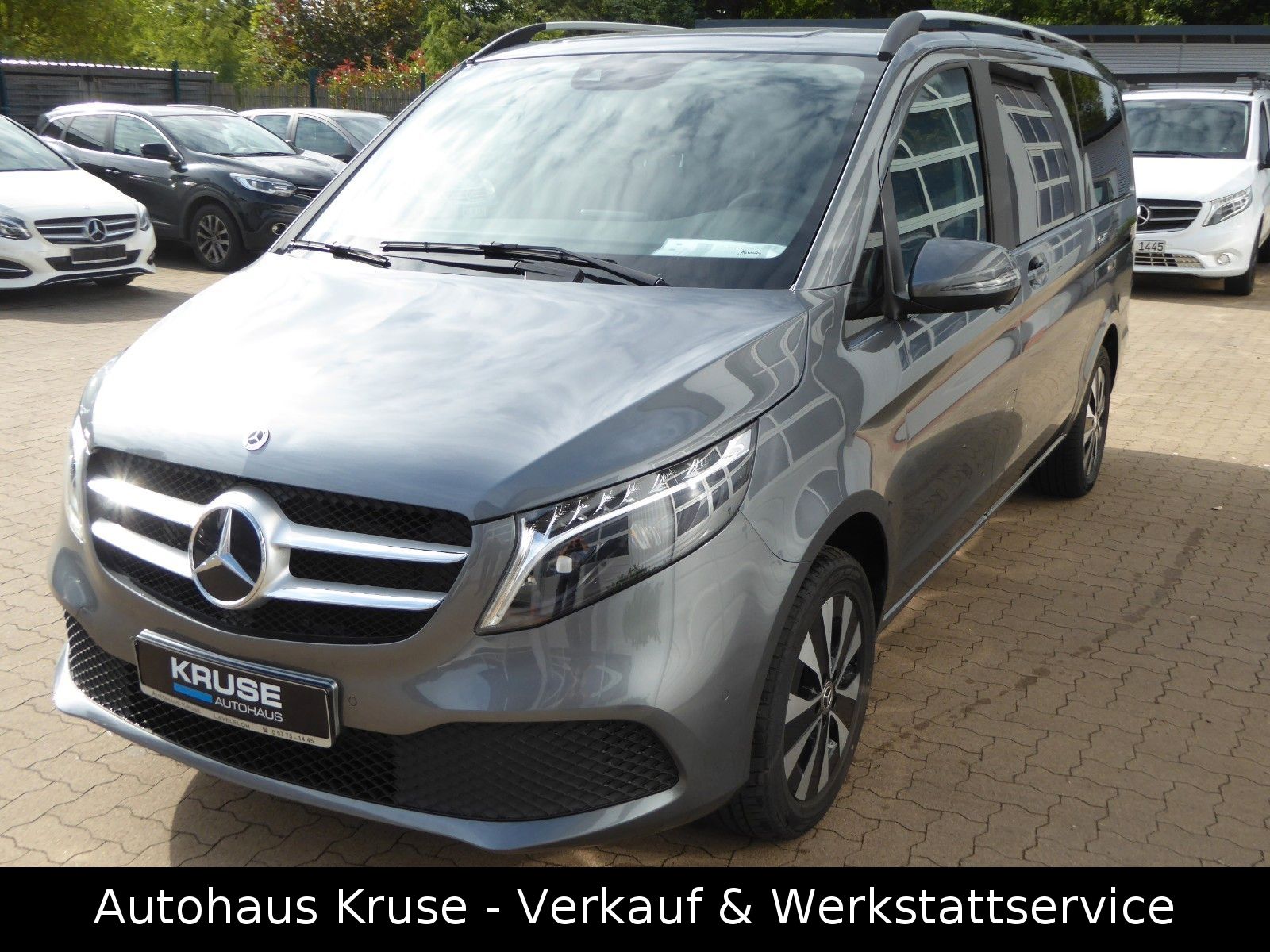 Mercedes-Benz V 220 d EDITION LANG - Samsaru's Car Outlet