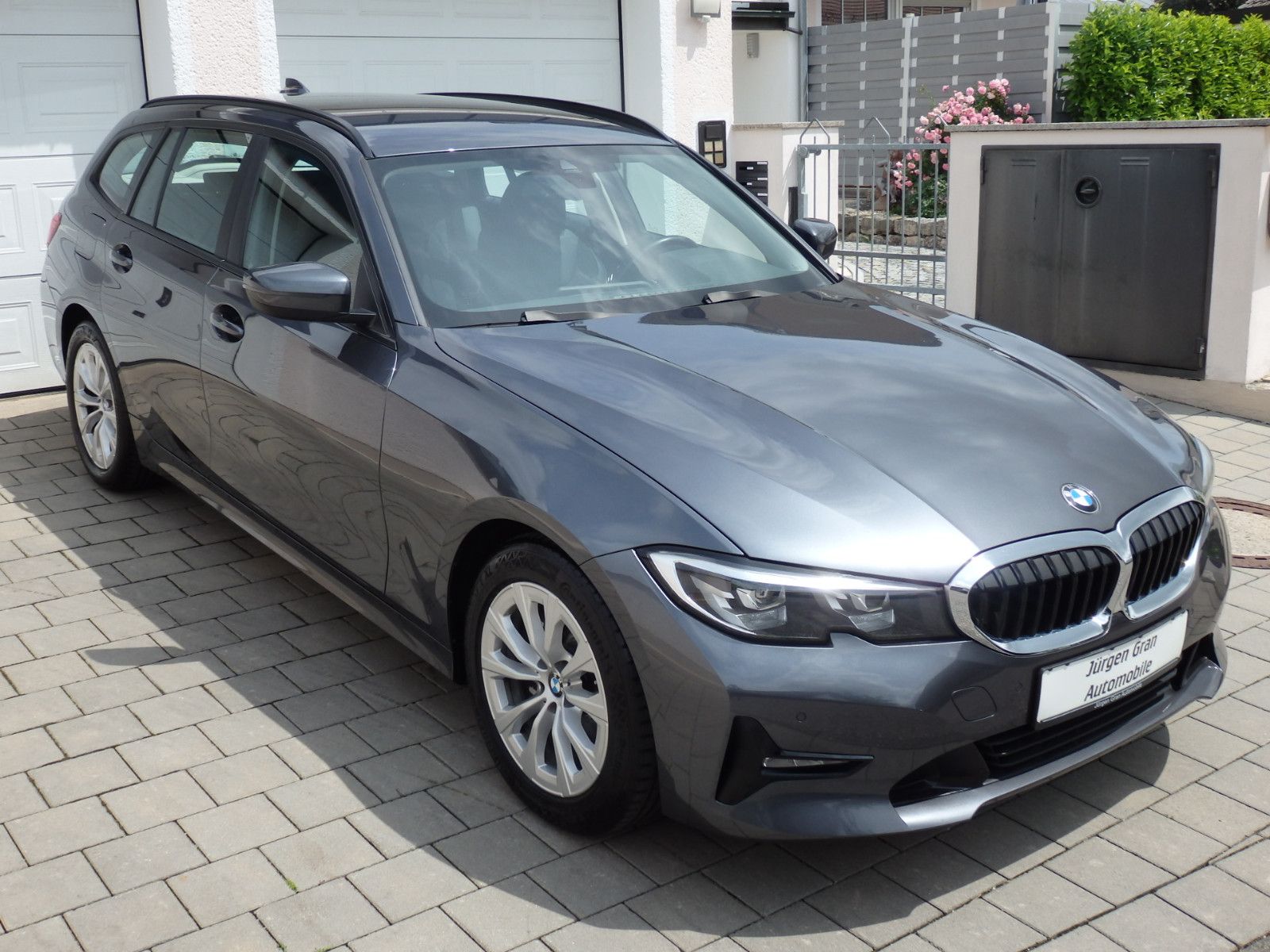 BMW 318d Touring Aut - Samsaru's Car Outlet