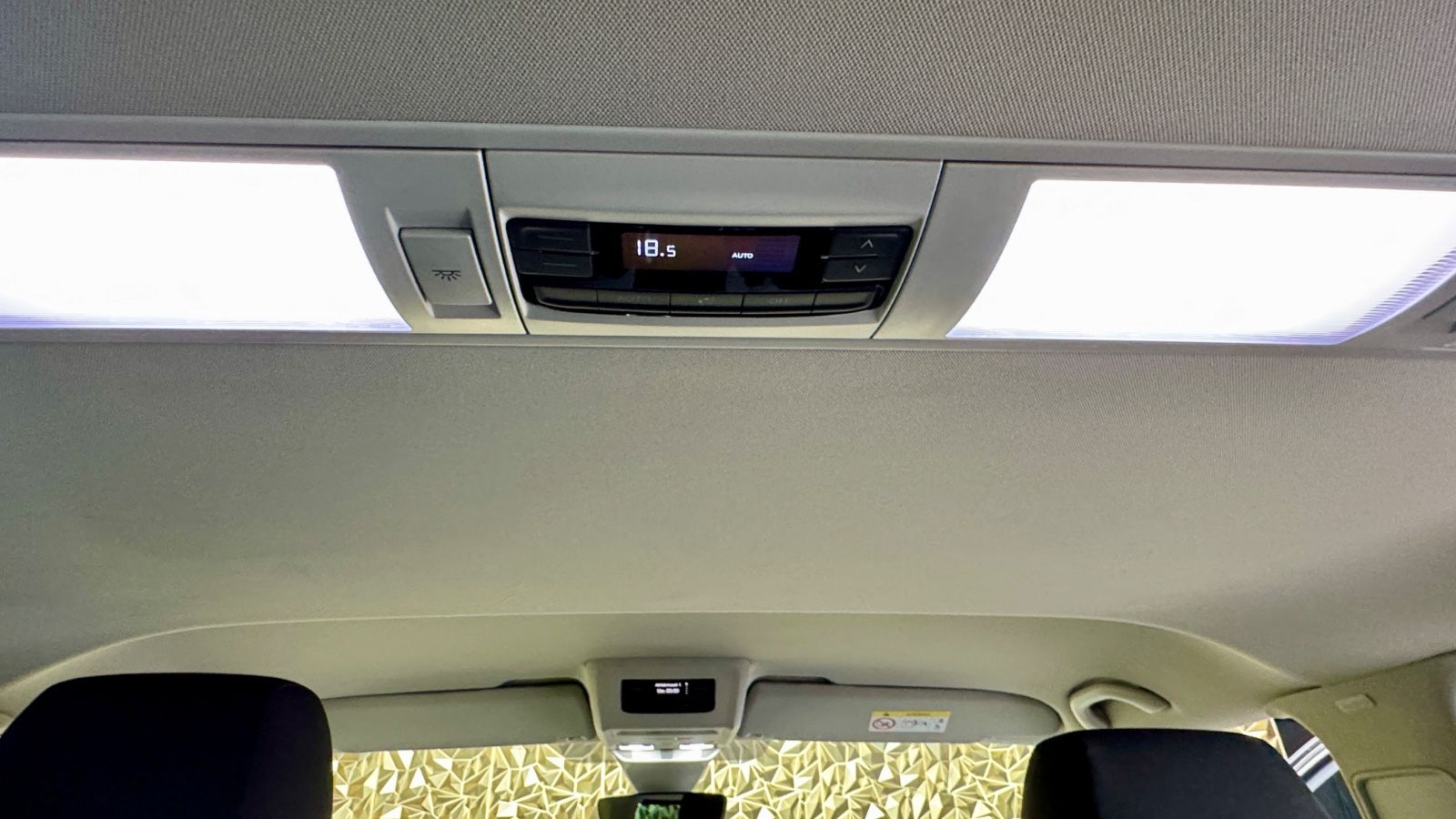 Volkswagen T6.1 Multivan Comfort - Samsaru's Car Outlet