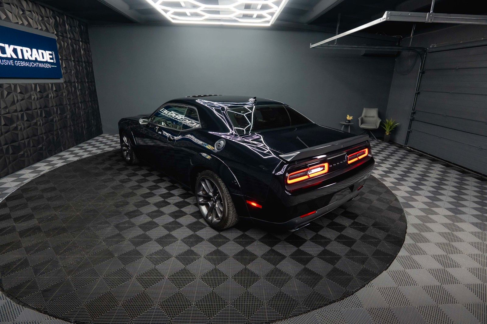 Dodge Challenger 5.7 V8 R/T WIDE BODY SHAKER LAST CALL