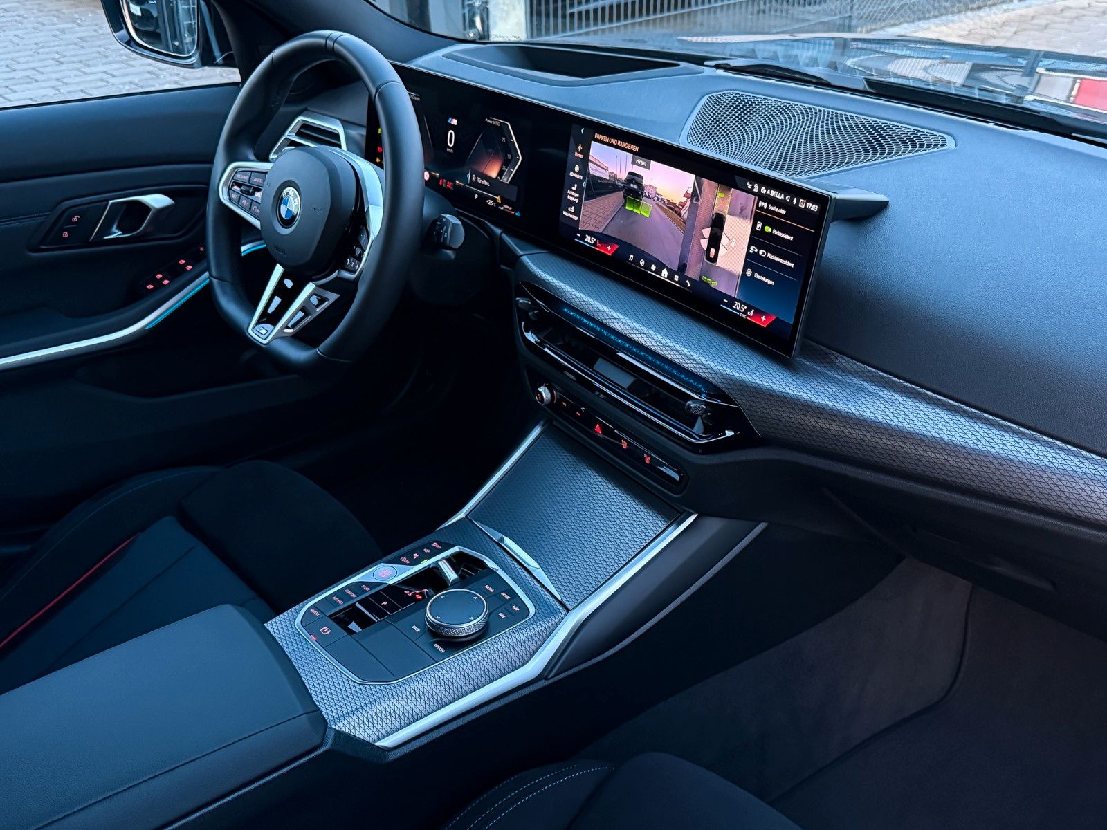 BMW 320i M Sport 18" HuD AHK ACC 360° LED+