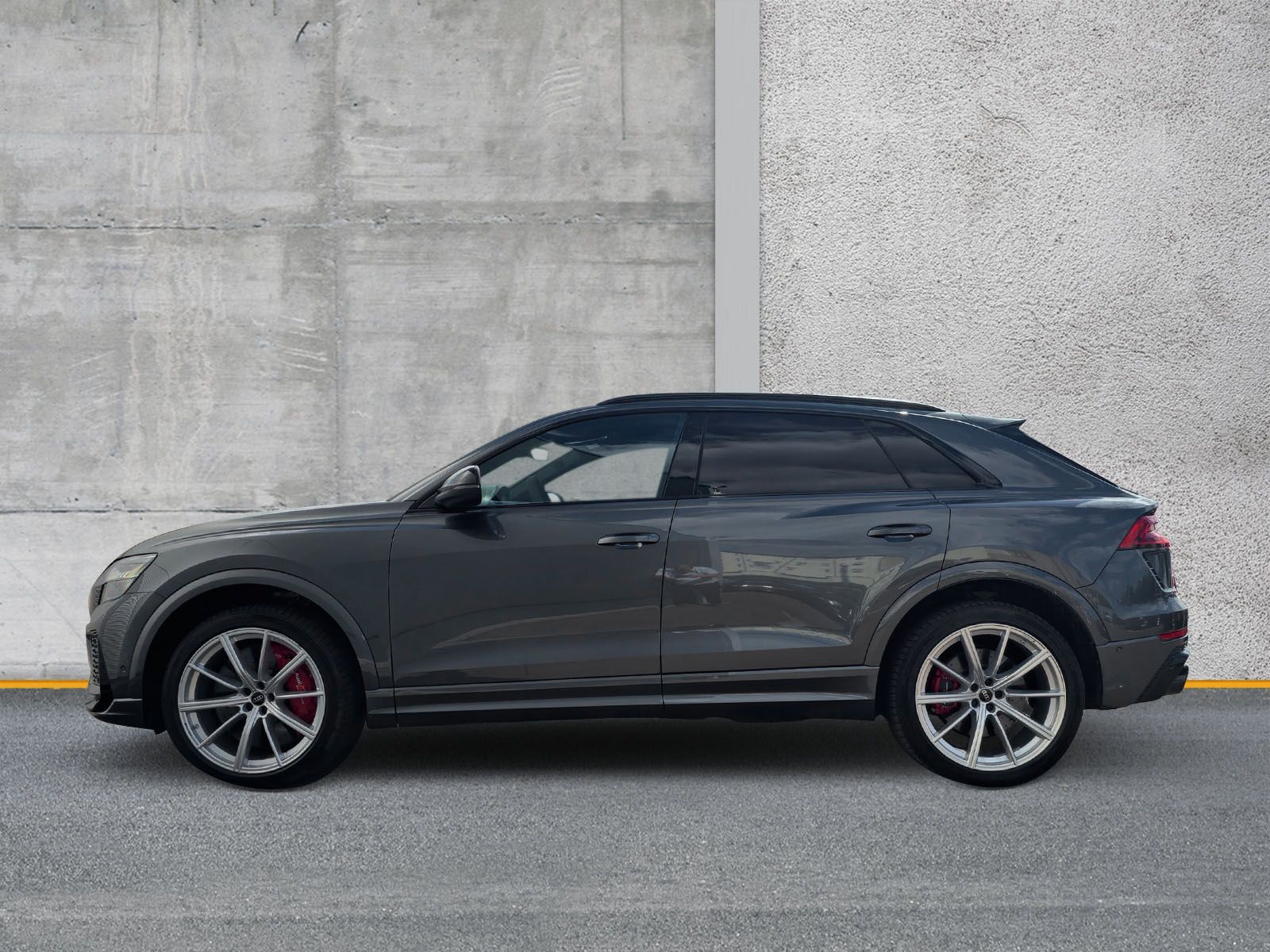 Audi RS Q8 AHK PANO KERAMIK LEDER UPE 175T