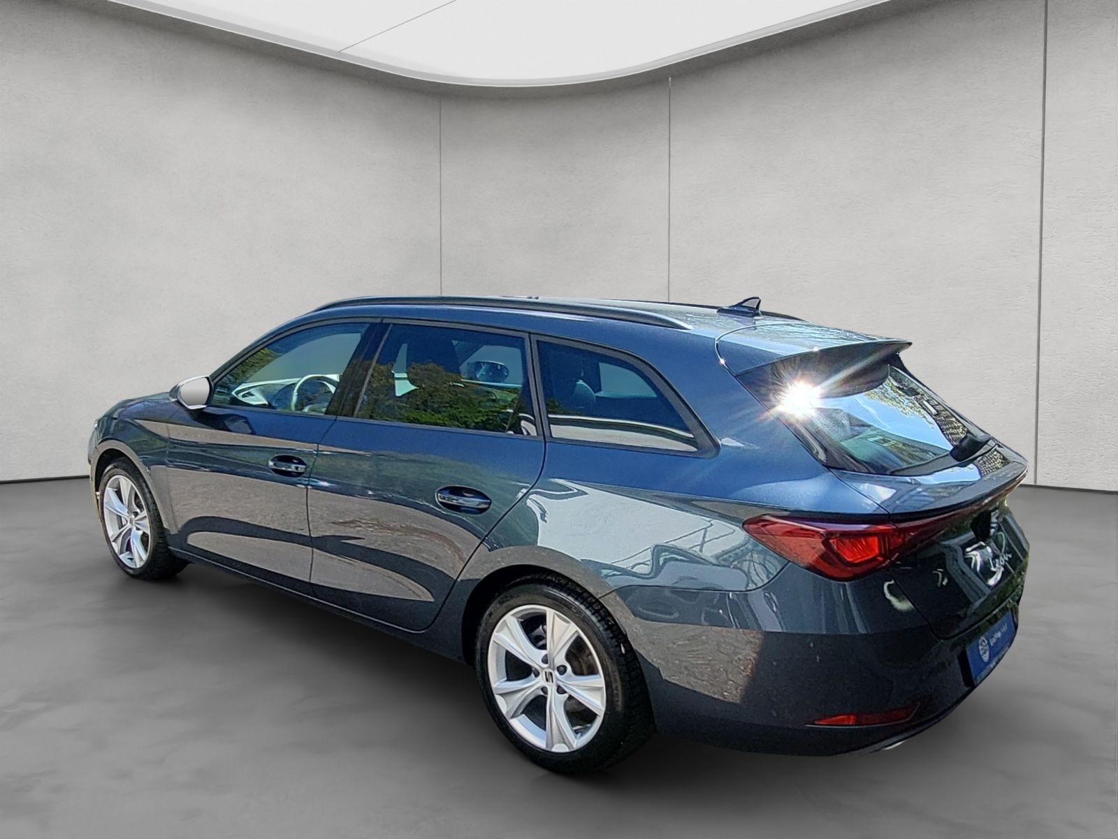 Seat Leon Sportstourer 2.0 TDI DSG FR AHK NAV RFK LAN