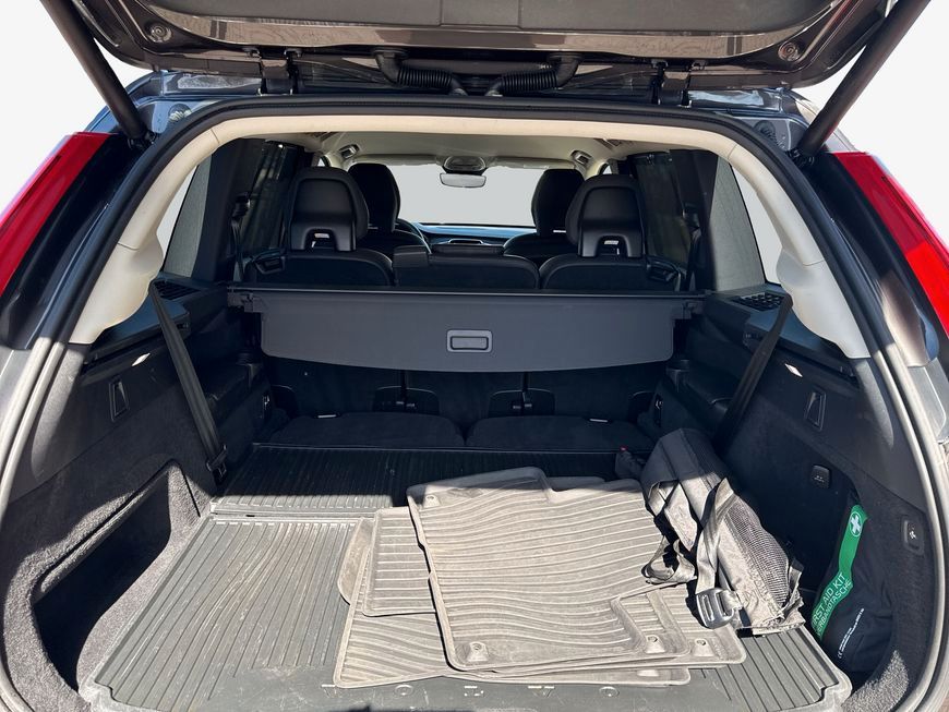 Volvo XC90 B5 B AWD Plus Bright LM 21'' 7Sitz Leder Fr