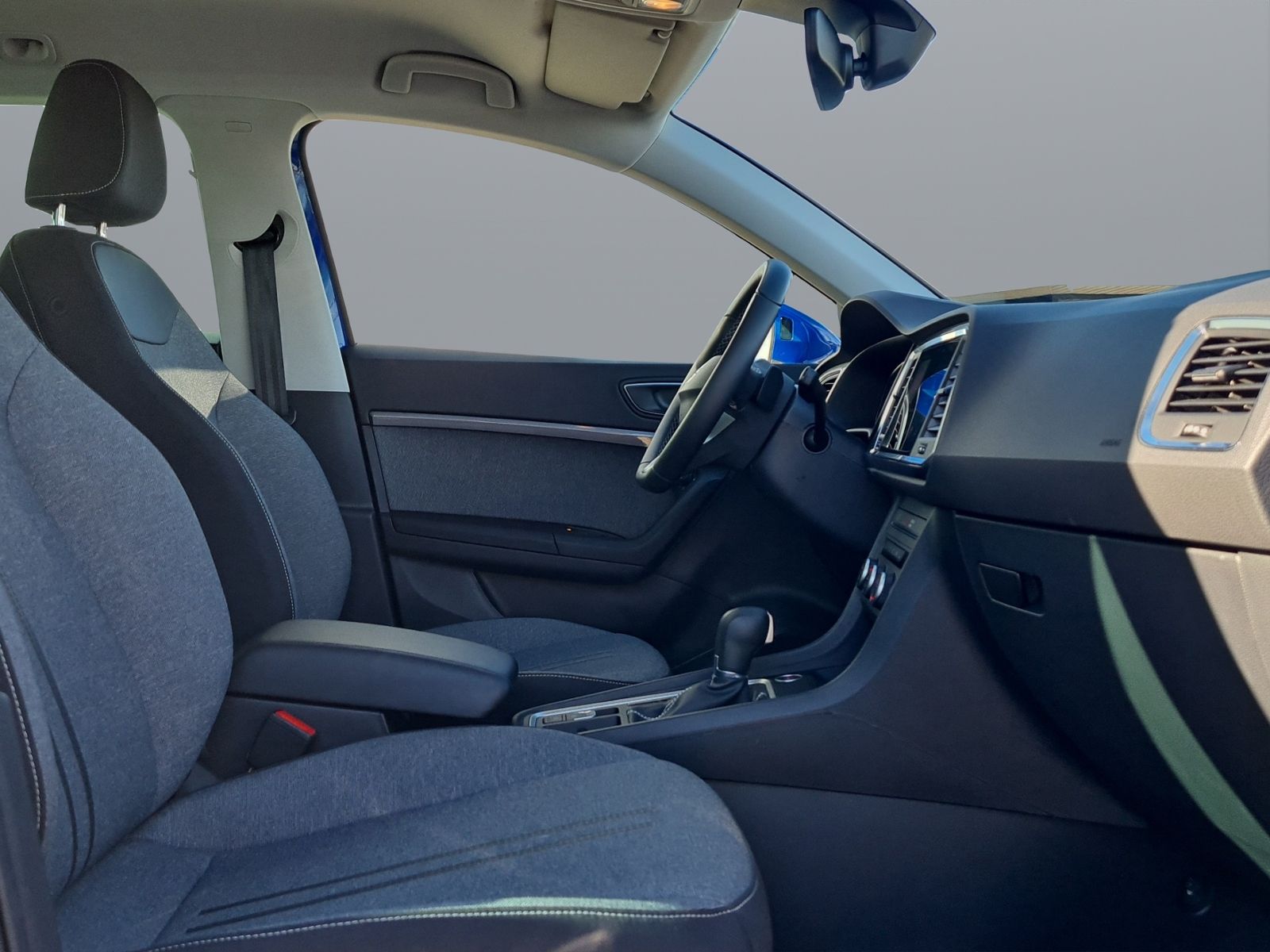 Seat Ateca 2.0 TDI DSG Style+AHK+NAVI+LED+SHZ+PDC+WR+