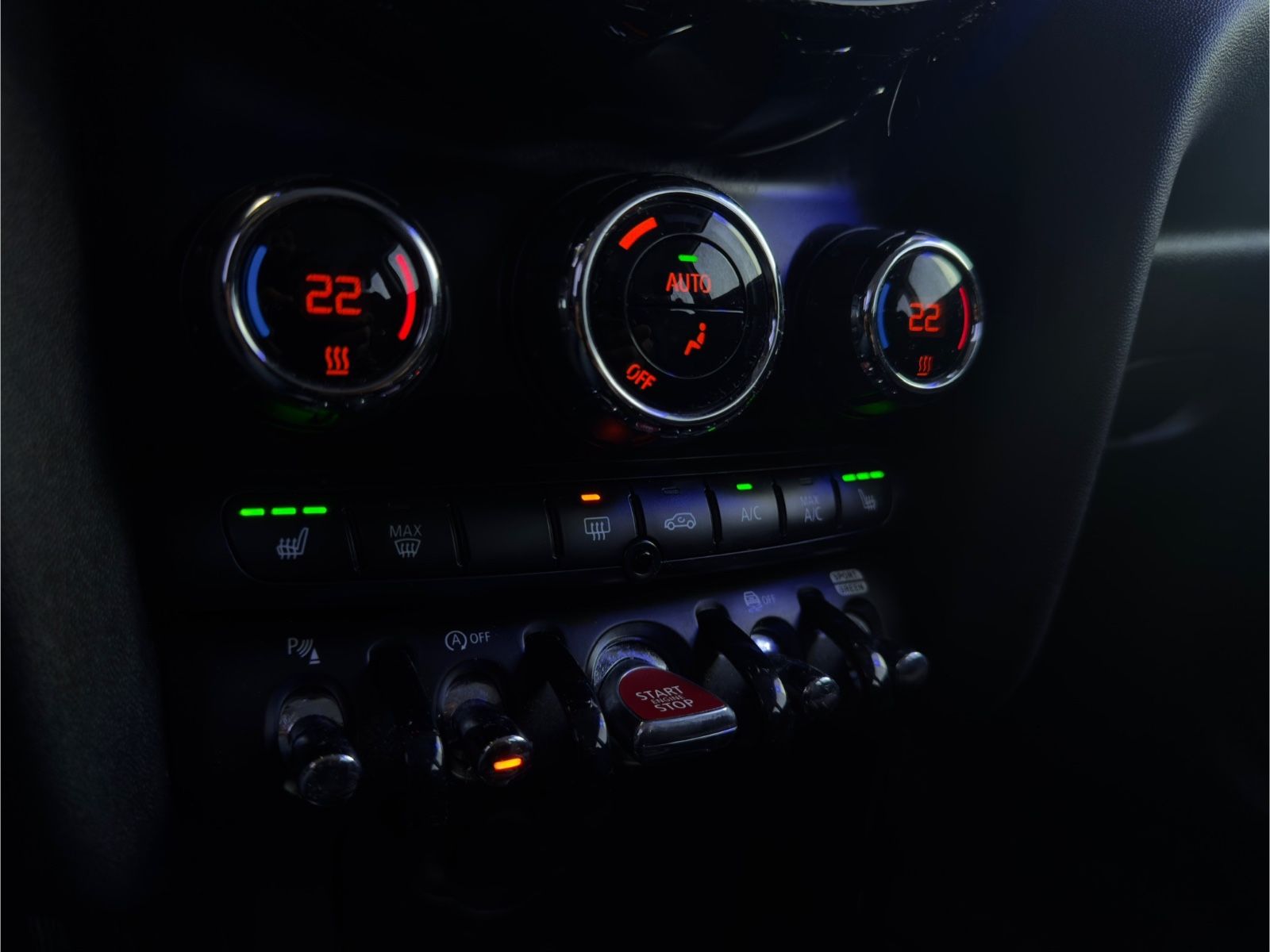 MINI COOPER AUTOMATIK - Samsaru's Car Outlet