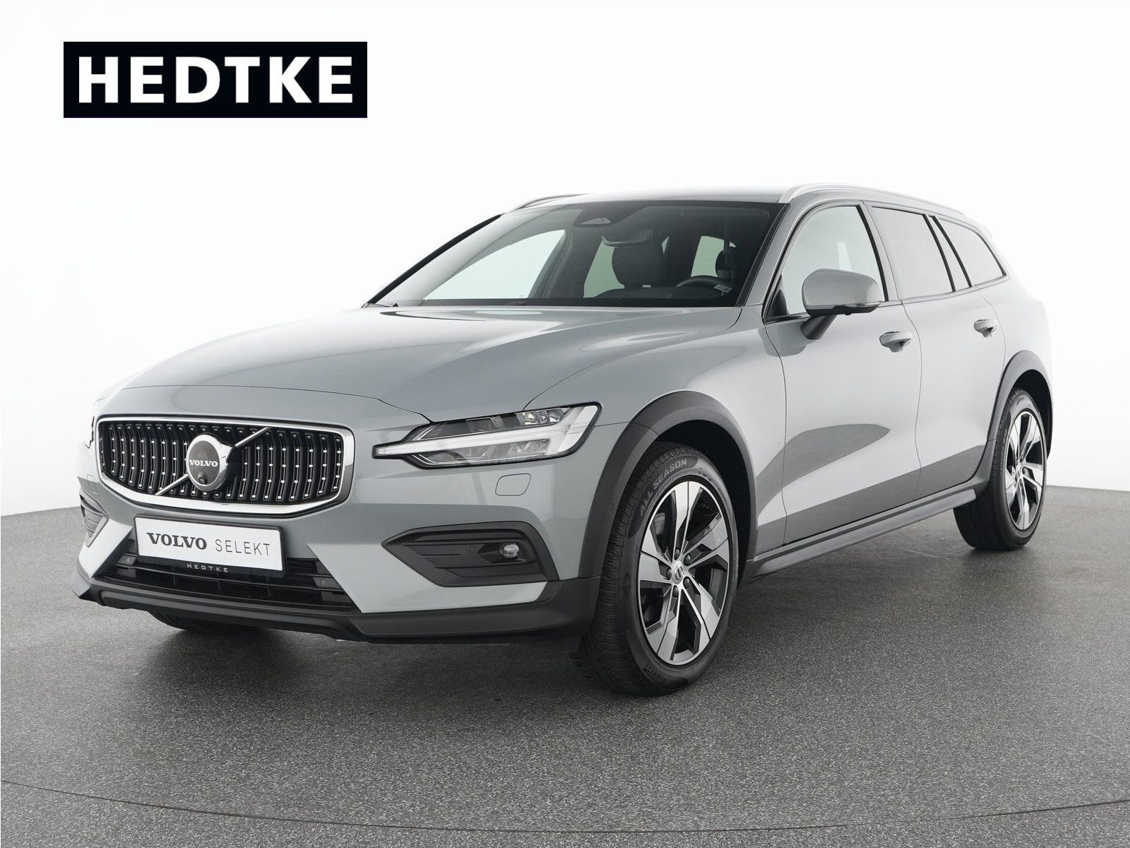 Volvo V60 CC B4 AWD Plus SONDERFINANZIERUNG 1,99%*