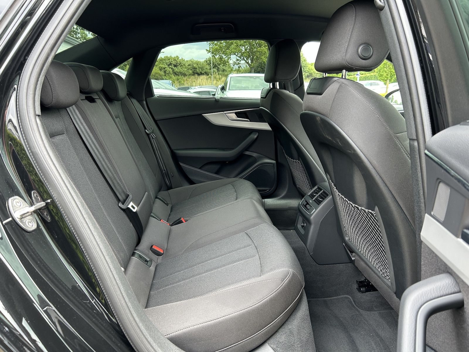 Audi A4 40 TDI quattro S-tronic - Samsaru's Car Outlet