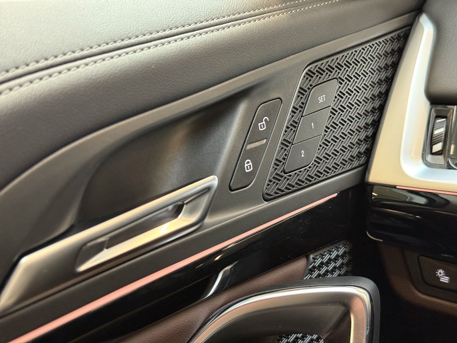 BMW X1 23d xDrive xLine - Samsaru's Car Outlet