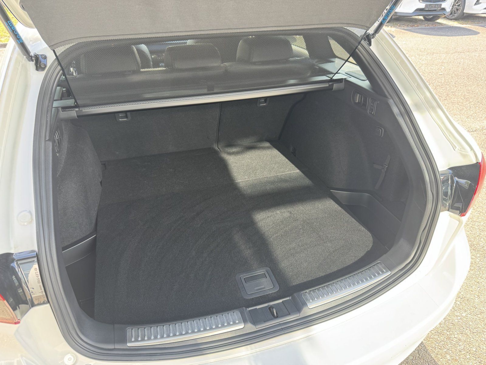 Mazda 6 2.5 194 TAKUMI/SUNROOF/BOSE