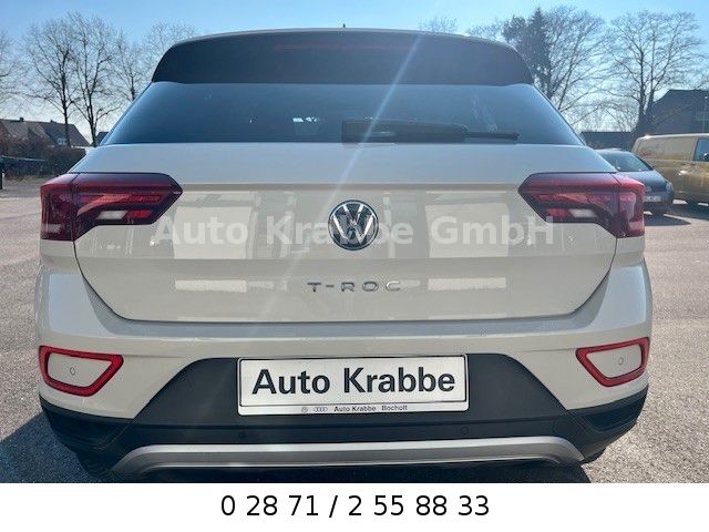 Volkswagen T-Roc Life 1.5 TSI DSG - Samsaru's Car Outlet
