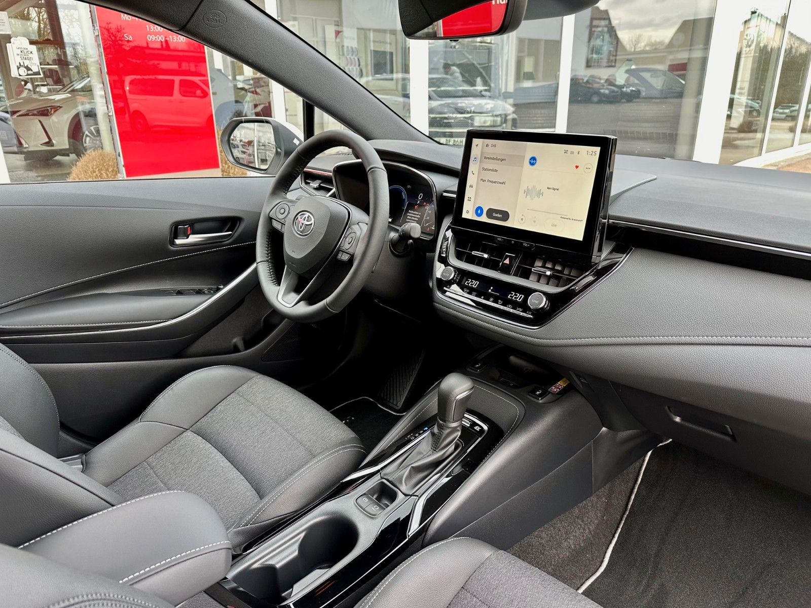 Toyota Corolla Touring Sp. Team D Hybrid 2023 - Samsaru's Car Outlet