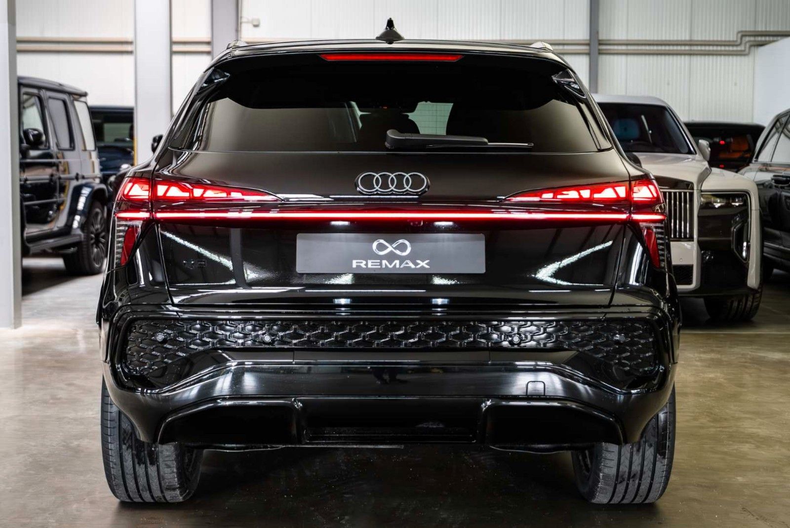 Audi Q3 35 TDI SUV / S-Line / Head Up / Tech Pro/Full