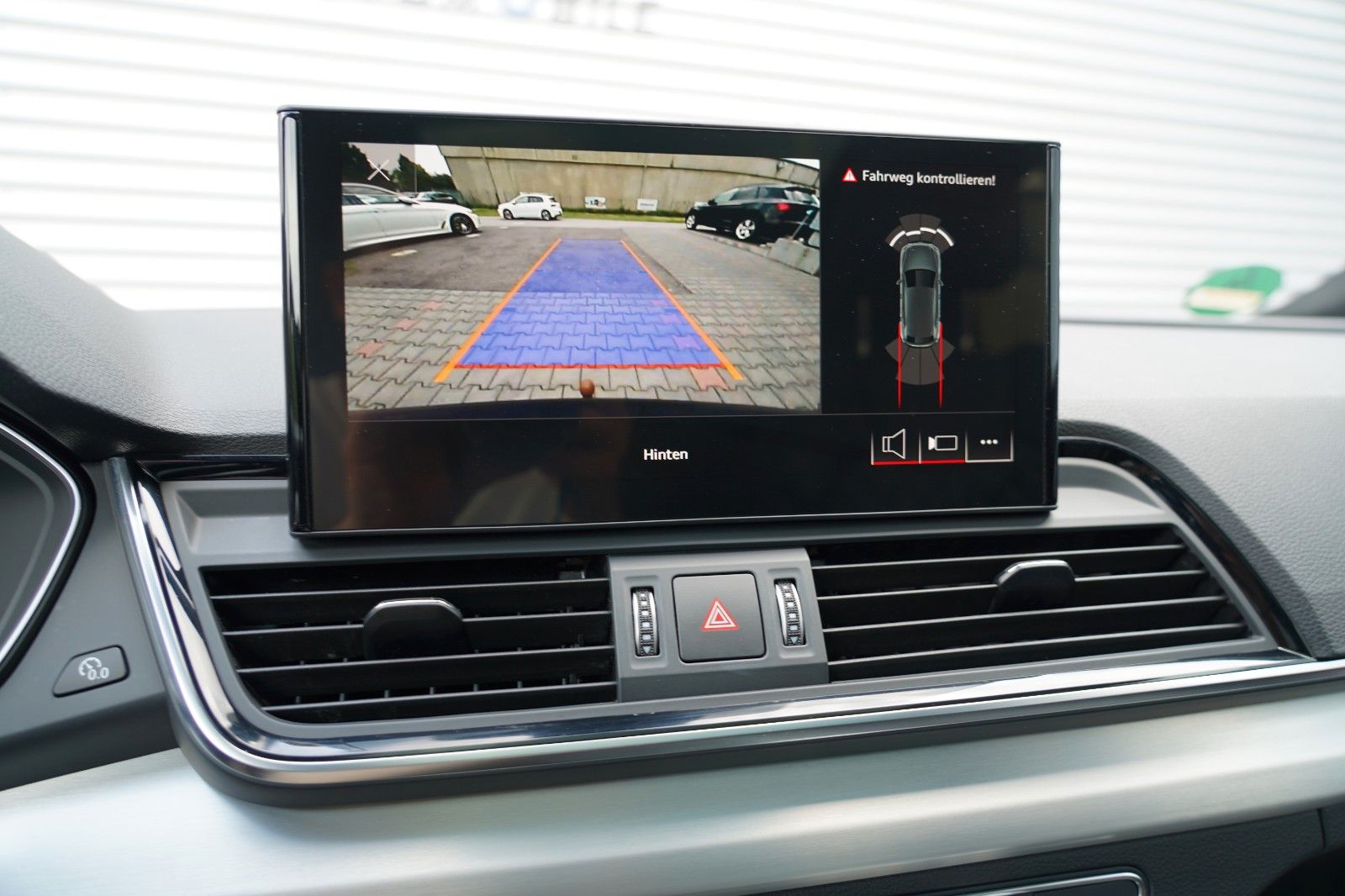 Audi Q5 40TDI quattro S line NAPPA PANO AHK HUD KEY