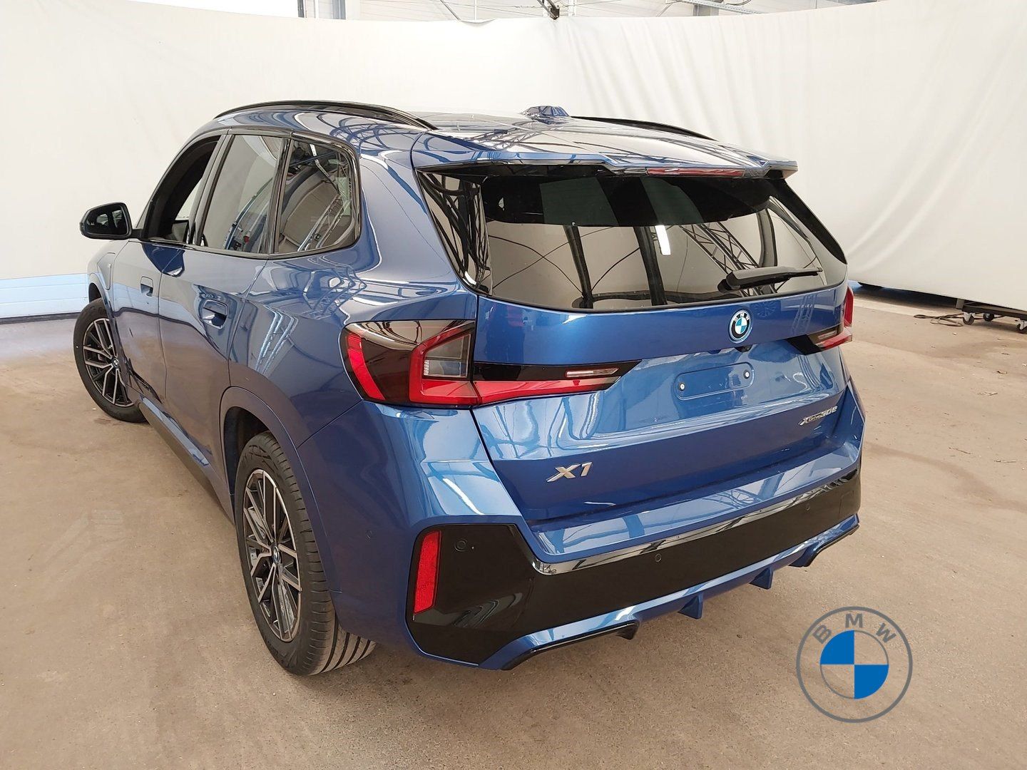 BMW X1 xDrive30e M Sport 18" AHK Massage H/K