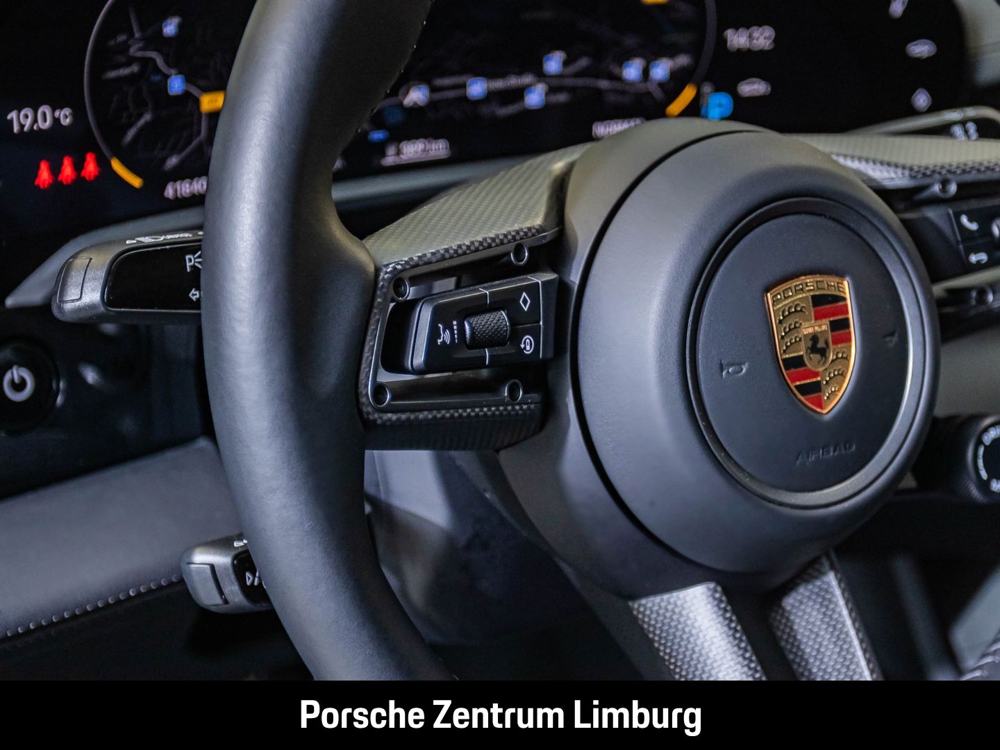 Porsche Taycan Turbo S Panorama Performancebatterie+ LED