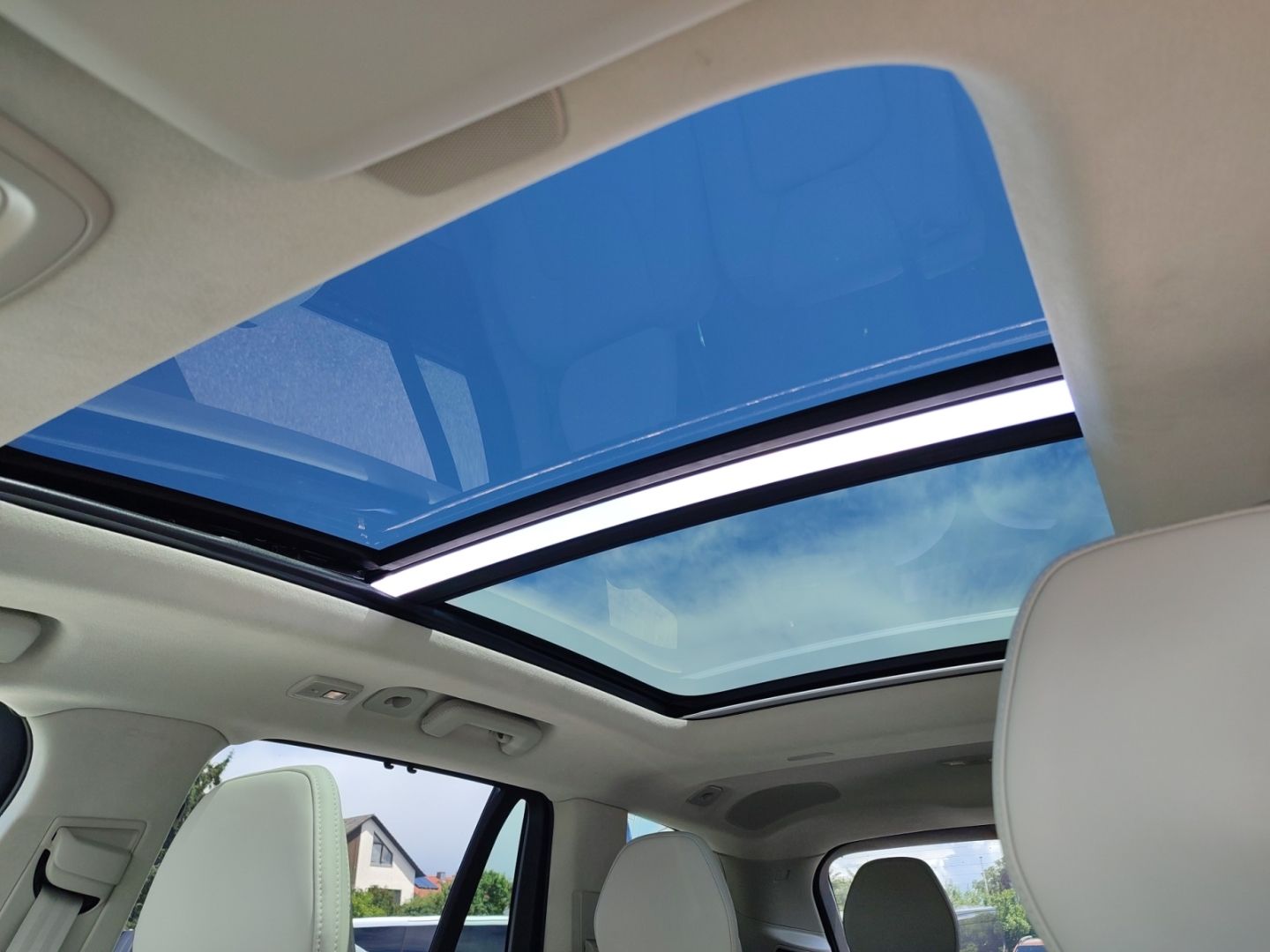 Volvo XC90 Ultimate Bright AWD 7-Sitzer HUD Pano AD St