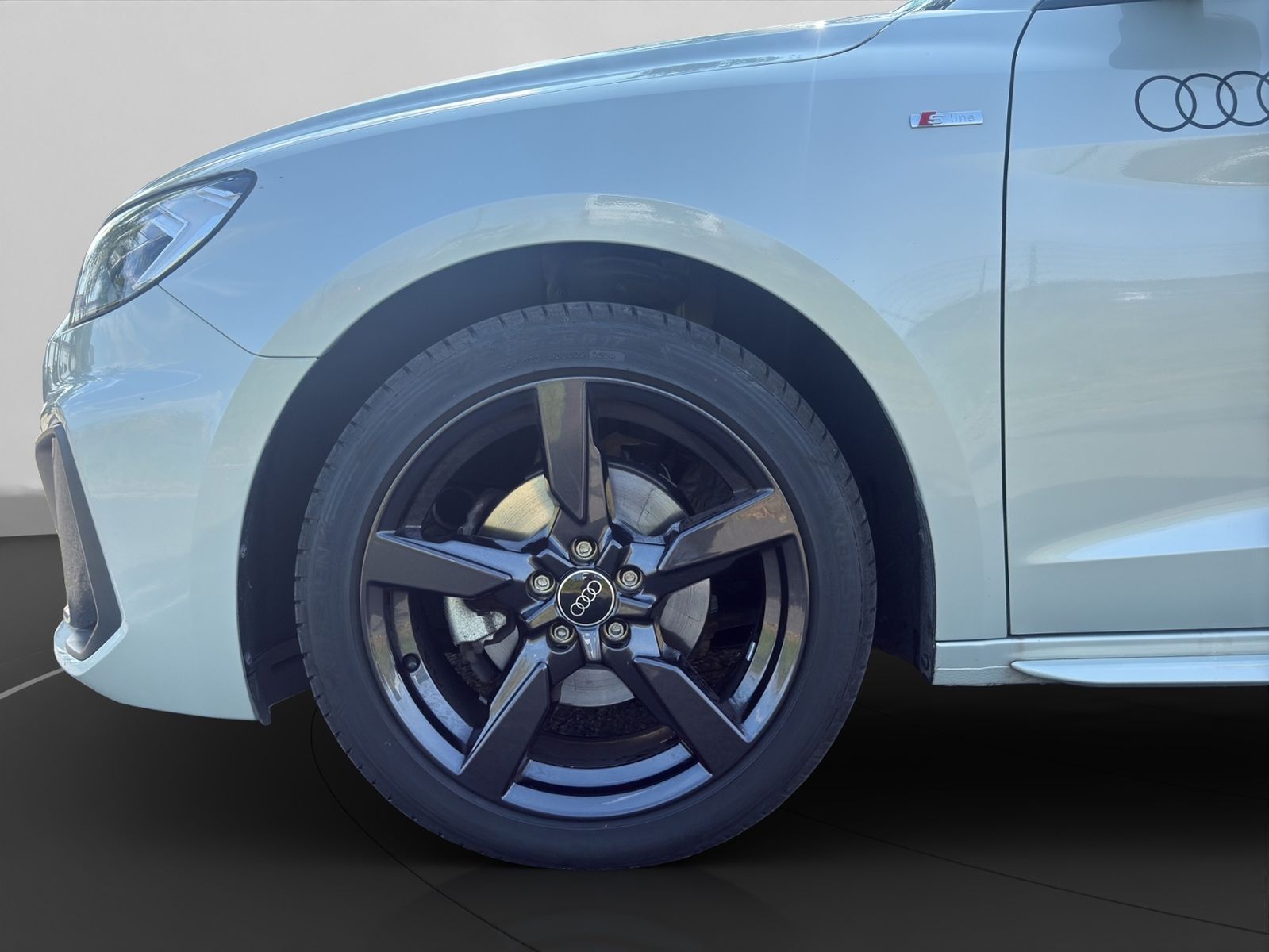 Audi A1 Sportback 30 TFSI S-LINE+LED+OPTIKPAKET+RÜCKK