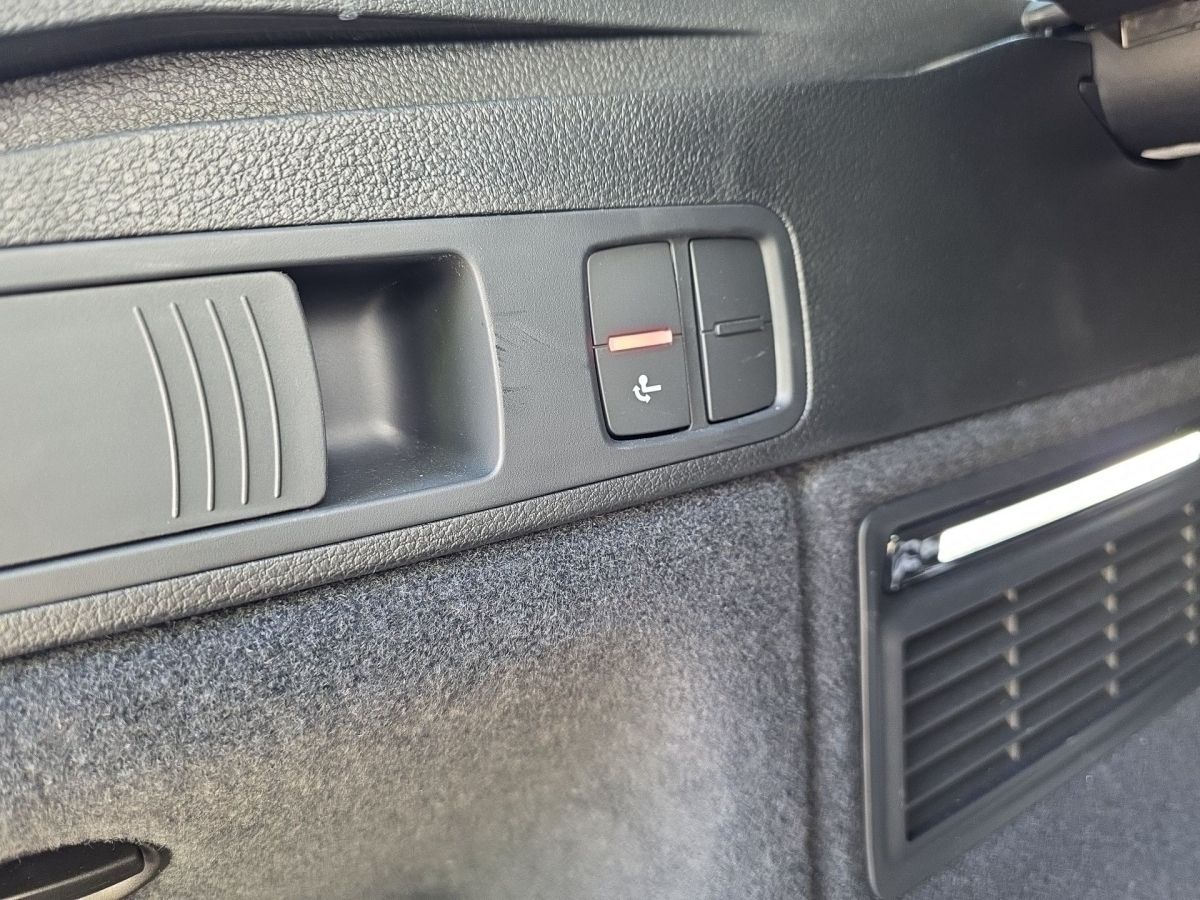 Audi Q5 advanced 20 - Samsaru's Car Outlet