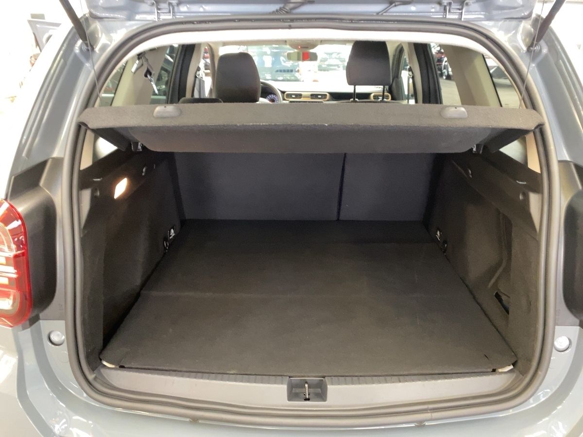 Dacia Duster EXTREME 4WD TCe 140 - Samsaru's Car Outlet