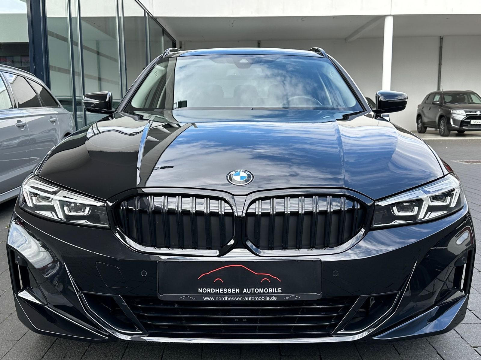 BMW 320 d xDrive Touring M Sport - Samsaru's Car Outlet