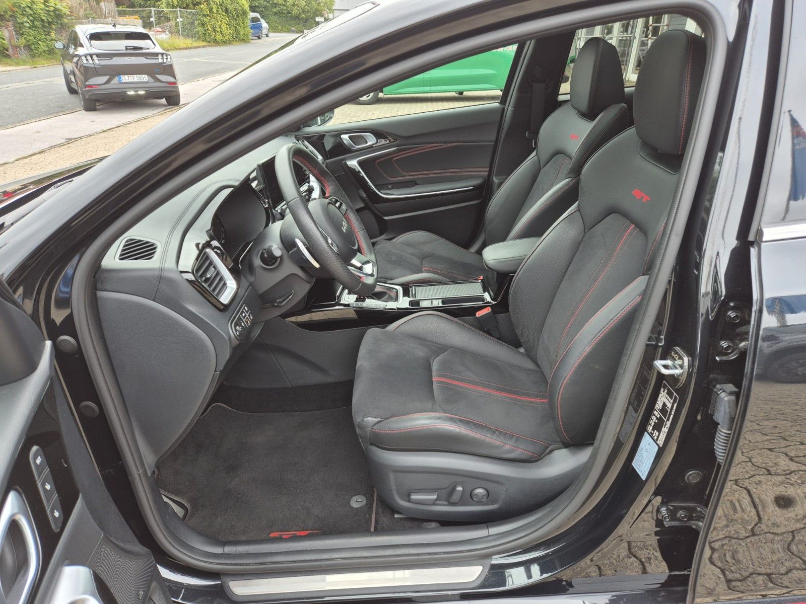 Kia ProCeed GT - Samsaru's Car Outlet