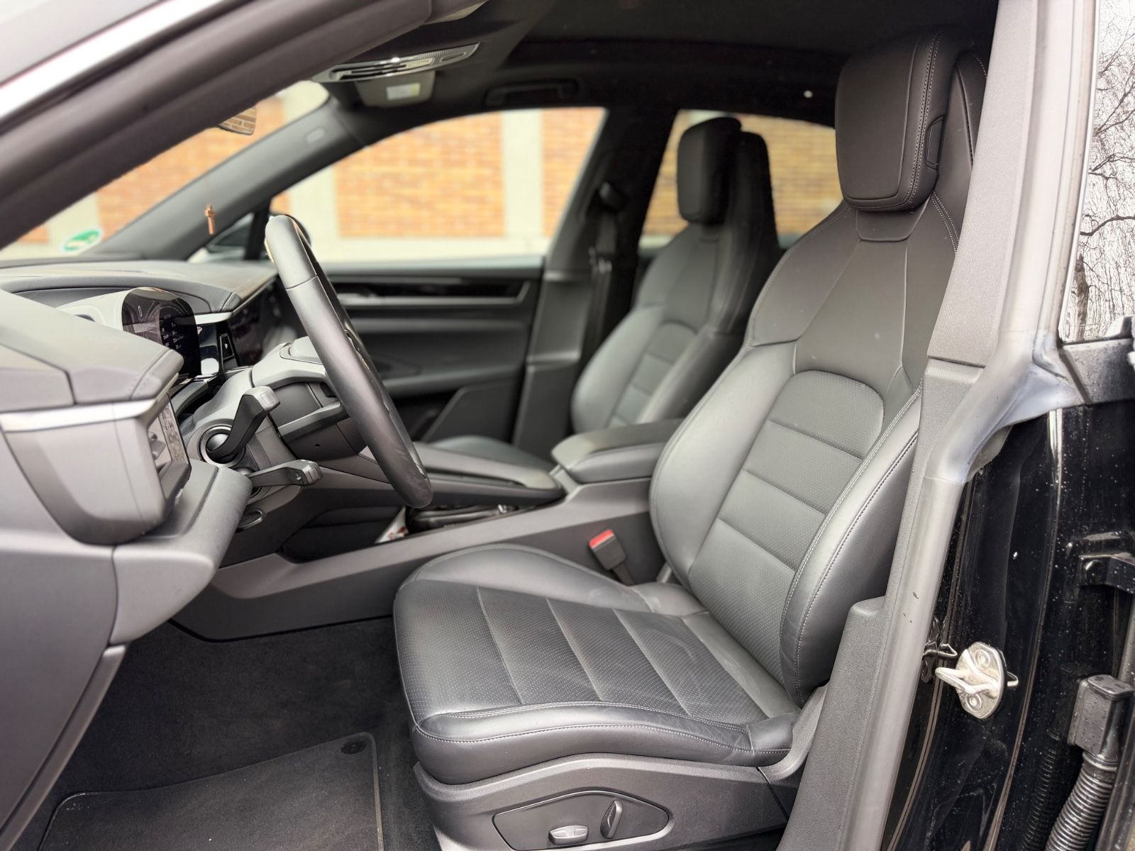 Porsche Macan Electric 4 S Pano Air Matrix LED Bose ACC