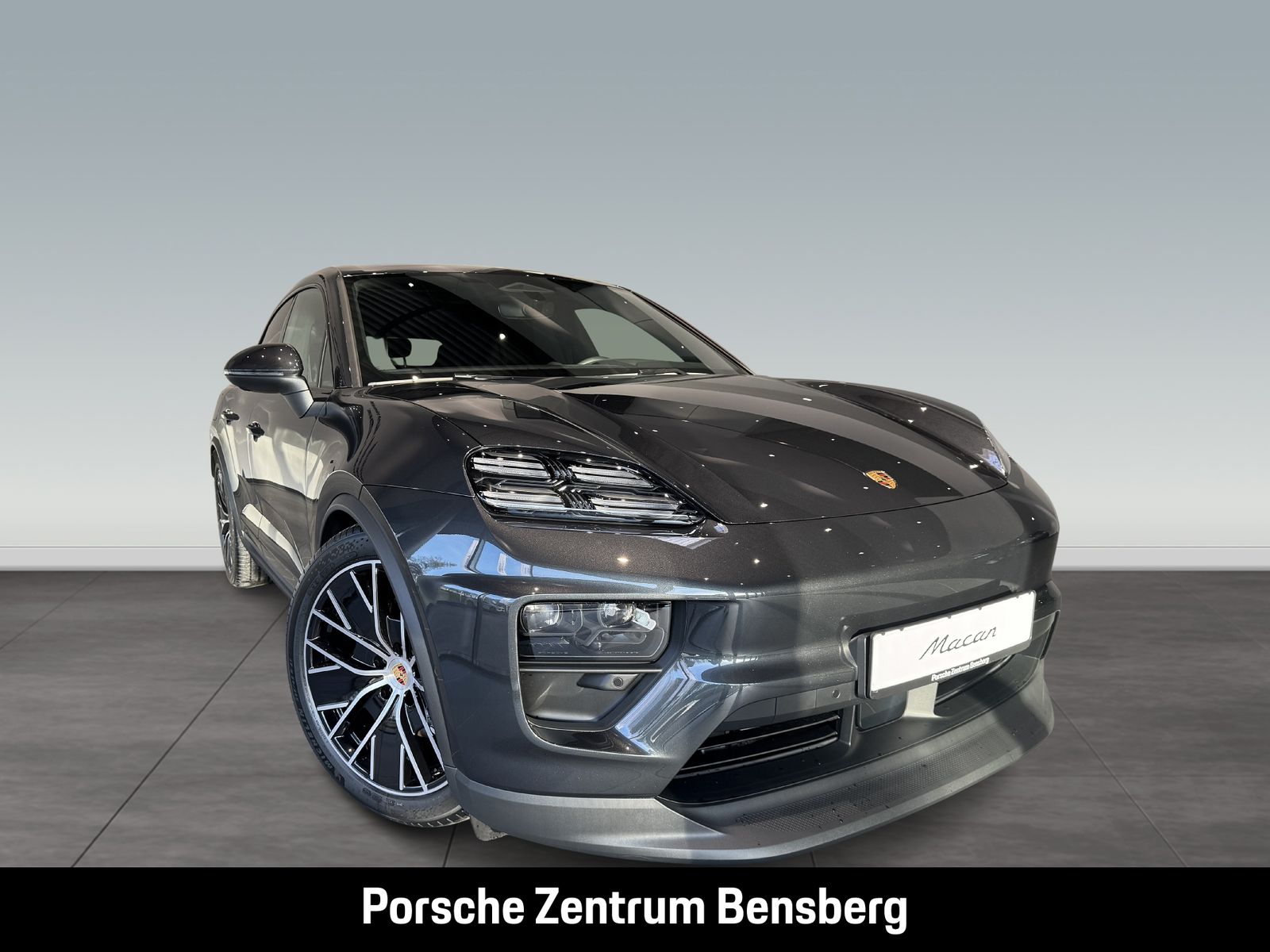 Porsche Macan 4S Electric