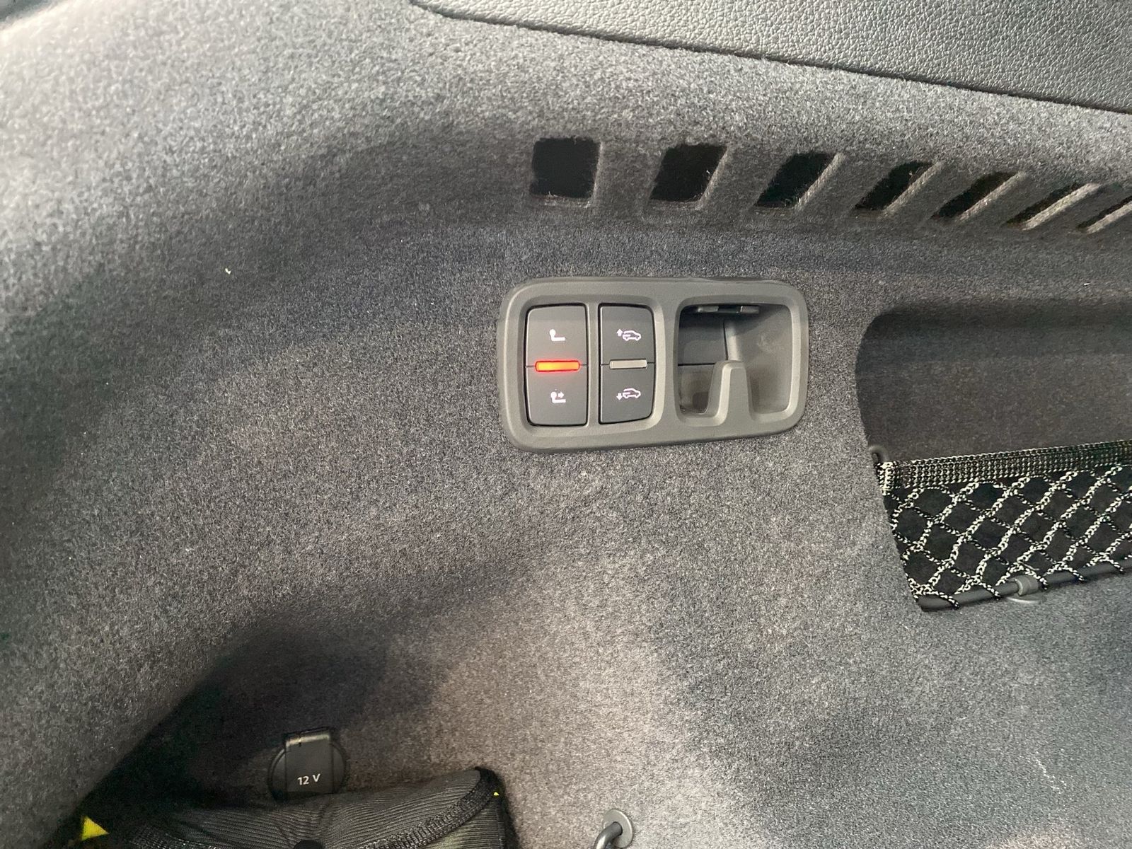 Audi RS Q8 Fahrw.p. adv StHz HUD PANO Laser 360 23