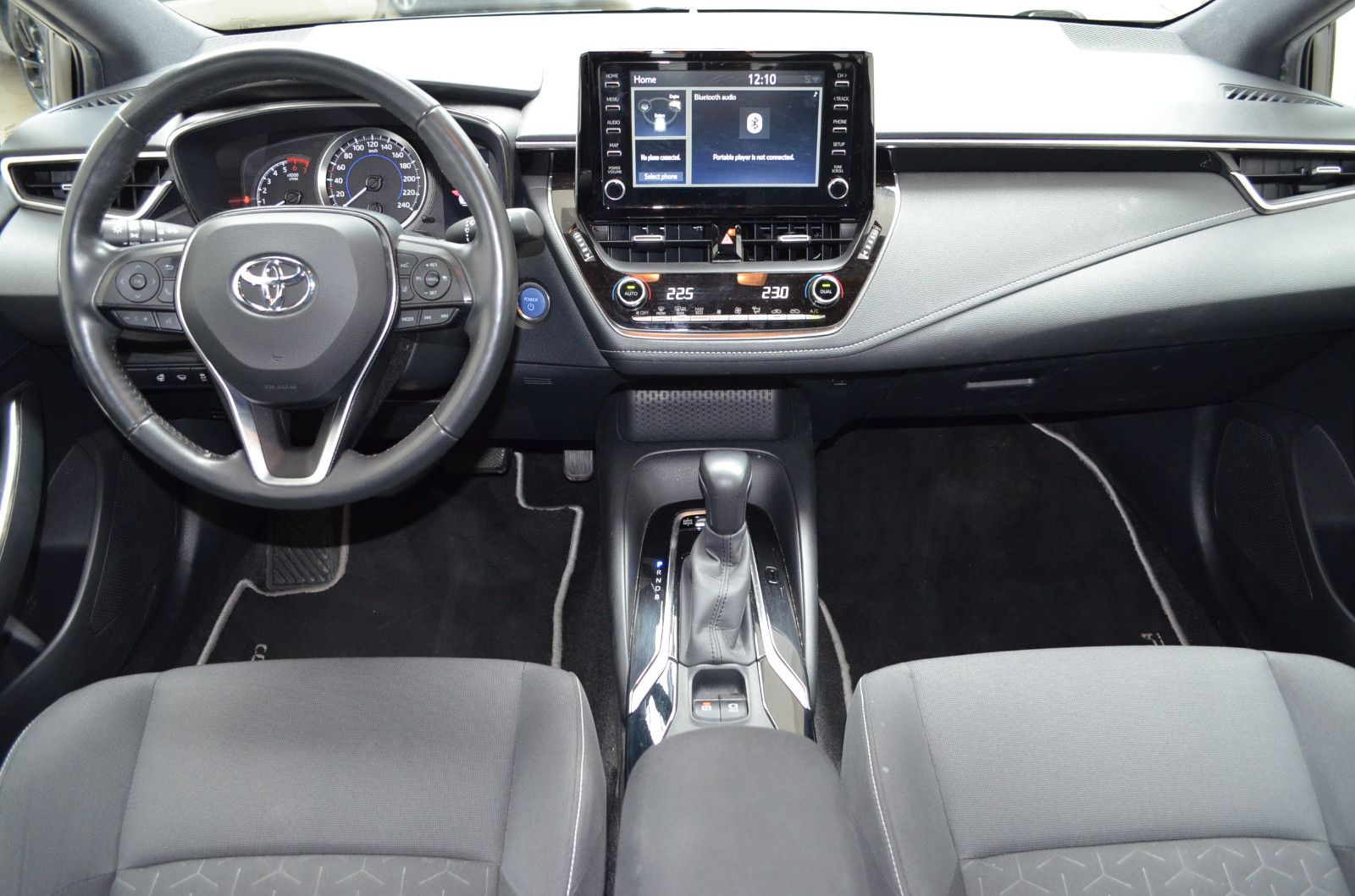 Toyota Corolla Hybrid 1.8 Comfort - Samsaru's Car Outlet