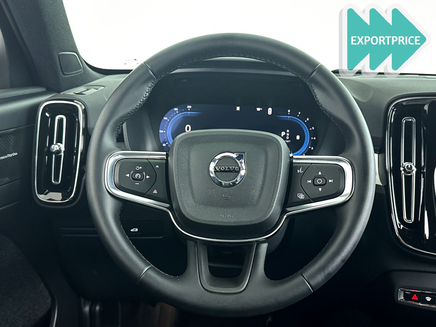 Volvo XC40 B4 Plus Dark | Parkeercamera | Stoel- en St