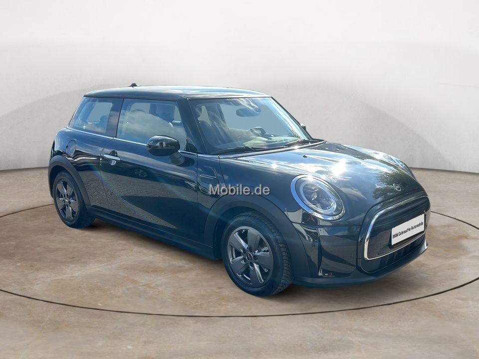 MINI Cooper Classic - Samsaru's Car Outlet
