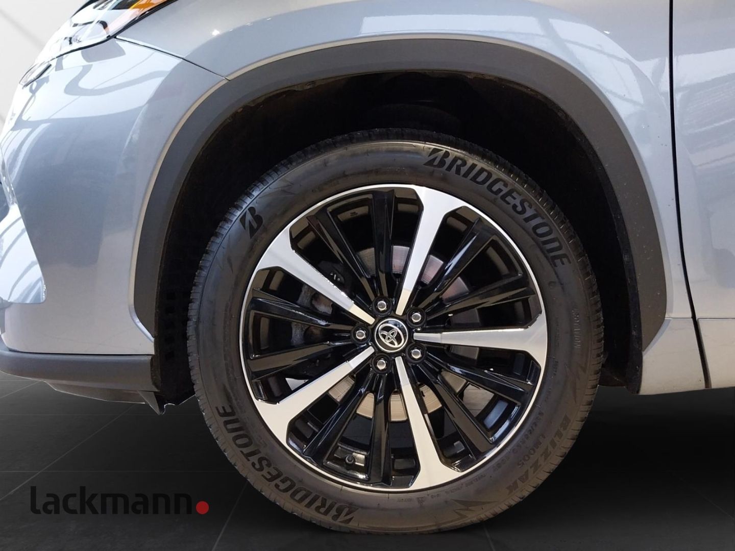 Toyota Highlander Luxury 7-Sitzer *Navi*Leder*AHK*