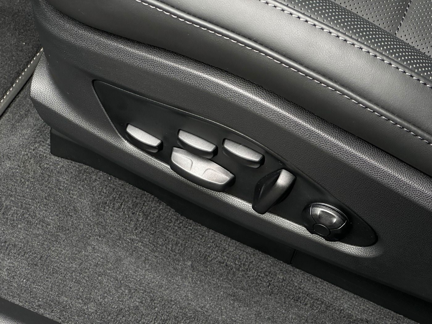 Porsche Macan Turbo PANO Sitzbelüftung 360°